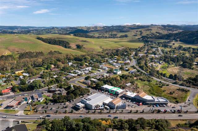 Unit, B8 5/19 Factory Road Waimauku_2