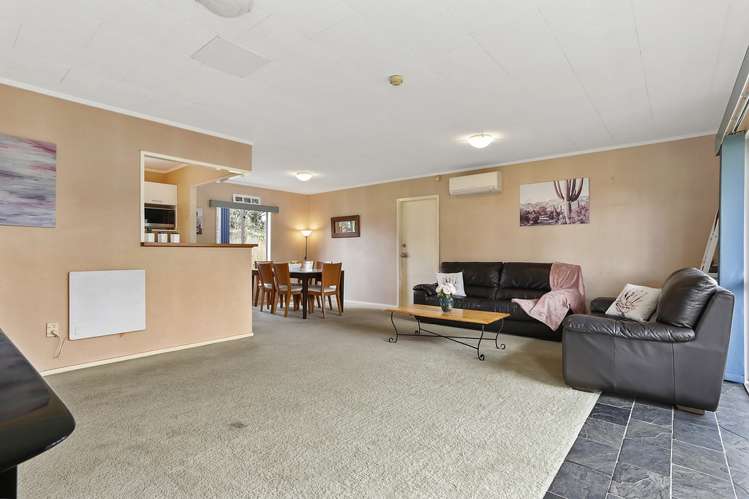 9 Taranui Place Henderson_6