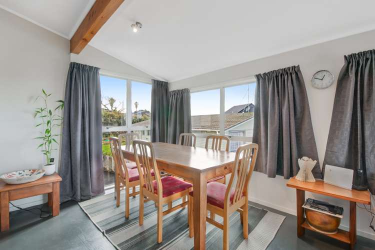 11 Fairway Avenue Red Beach_12