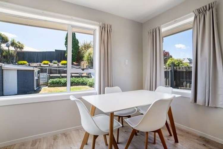 63 Vardon Crescent Shirley_5