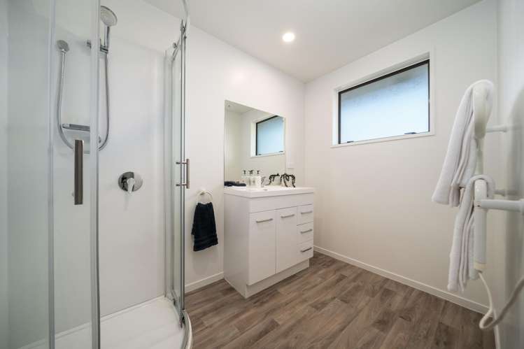 1/1 Iona Place Sockburn_7