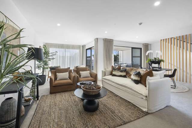 2/11a Baring Terrace Strandon_2