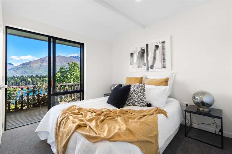 13 Earnslaw Terrace Queenstown_17