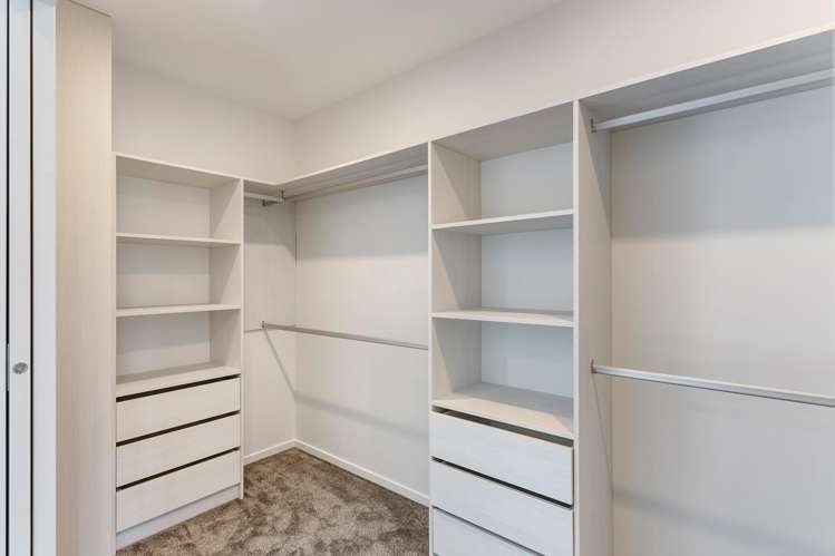 2/32 Caversham Drive Torbay_18