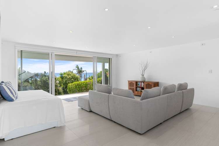 4 Breadalbane Place Langs Beach_13