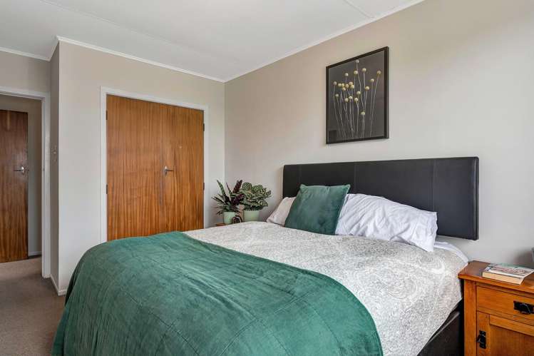 15B Mayfair Place Westown_7