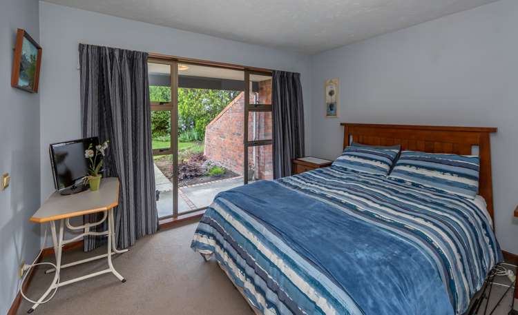 113 Lawford Road West Melton_12