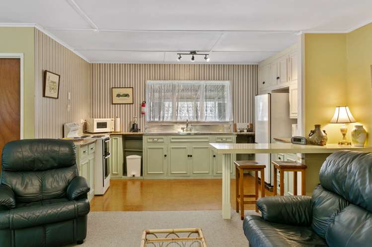 615 River Road Broadlands_18