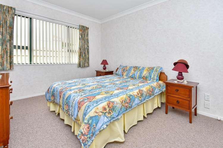 8 Bougainvillaea Terrace Goodwood Heights_12