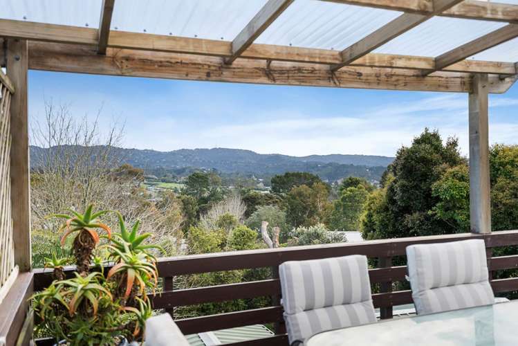 166 Glengarry Road Glen Eden_12