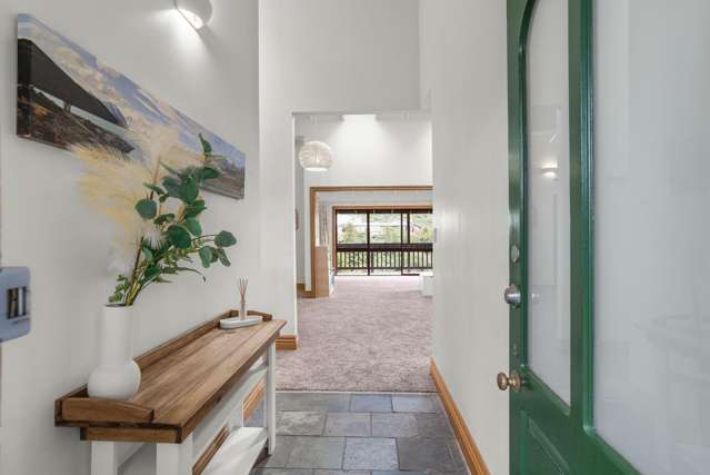 7 Kekeno Grove Tirohanga_1
