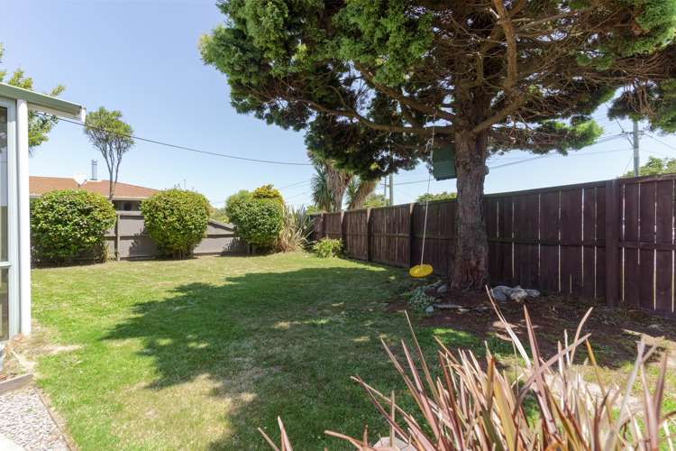 143 Springs Road Hornby_13