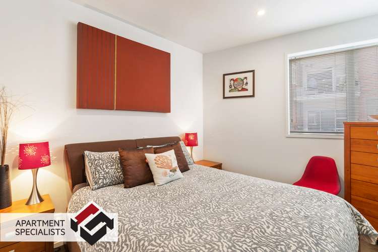 01/54g Surrey Crescent Grey Lynn_7