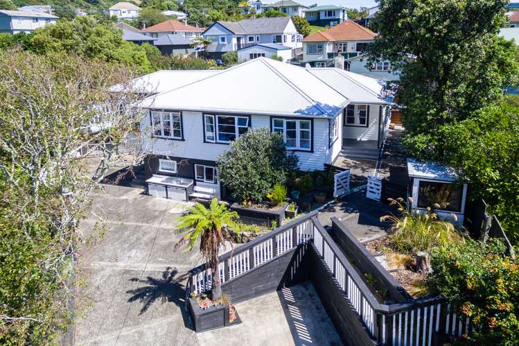 54 Collins Avenue Tawa_17