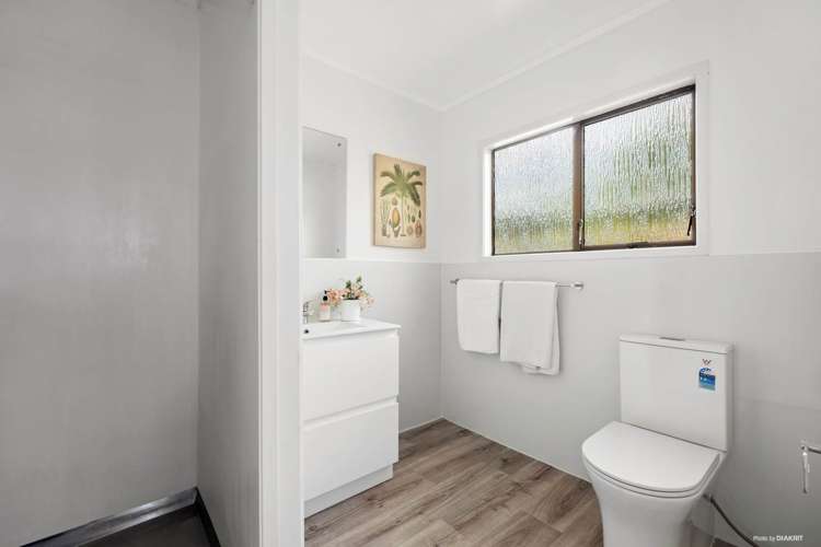 2/313 Mount Albert Road Wesley_8