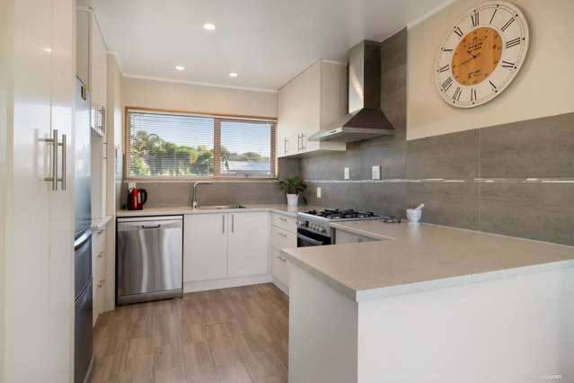 42 Colombo Road Waiuku_3