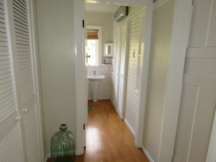 6 Victory Street Reefton_16