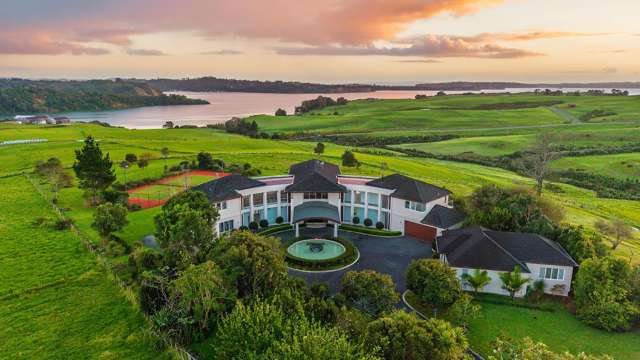 A Rare 5.58-Hectare Coastal Estate
