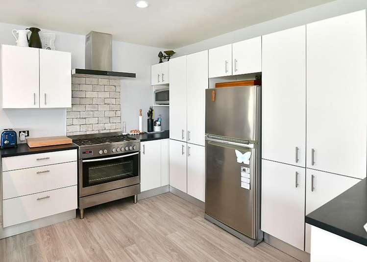 45 Athol Place Algies Bay_3