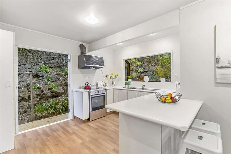 52b Aroha Avenue Sandringham_6