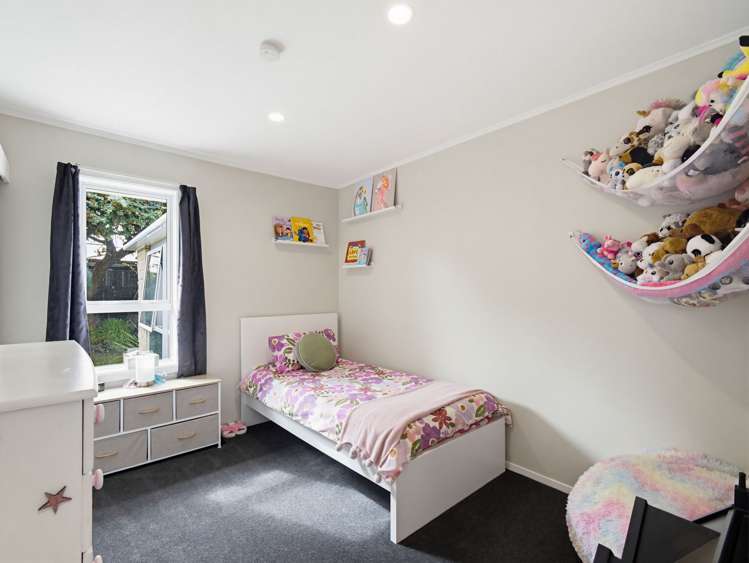 27 Steele Street Hornby_17