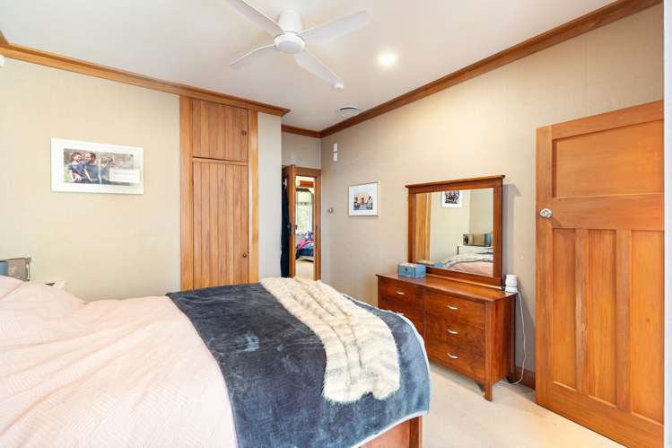 10 Miro Street Takaro_24