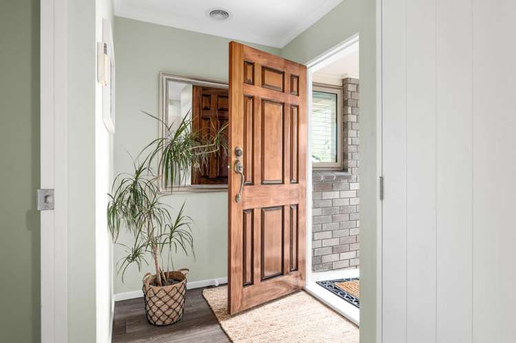 31 Ronald Court Pukete_2