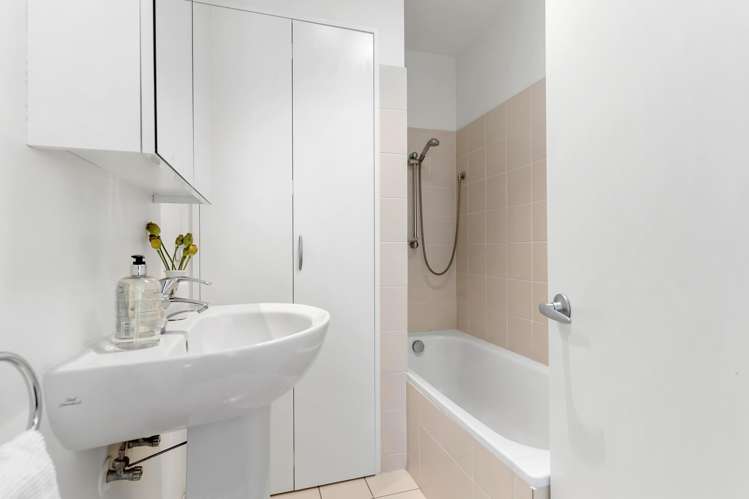 21C Balfour Road Parnell_17