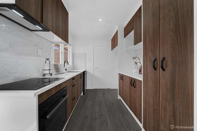 11 Awatere Street Clover Park_2