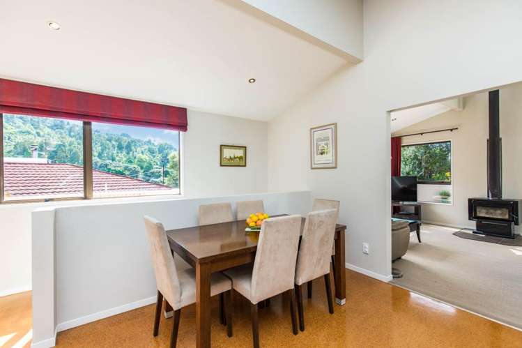 221 Woodlands Park Road Titirangi_13
