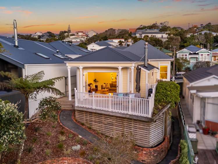 40 Mckinley Crescent Brooklyn_15