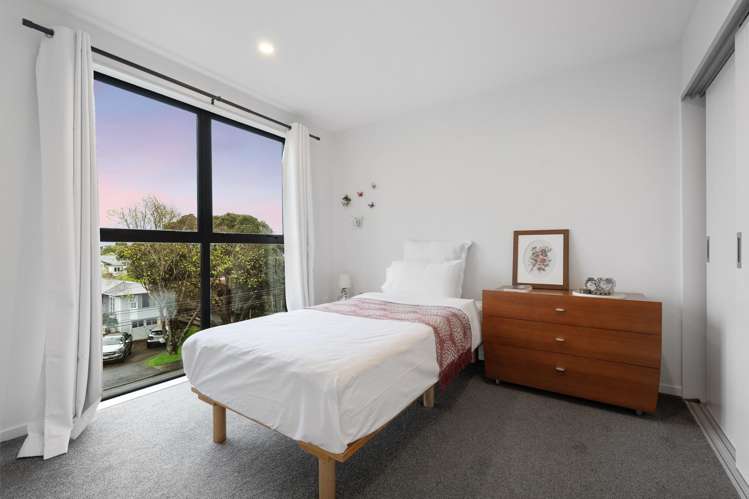 7 Te Uru Lane Takapuna_11