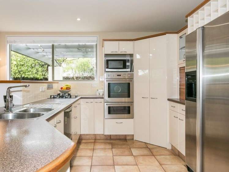 1b Neeve Place Taradale_15