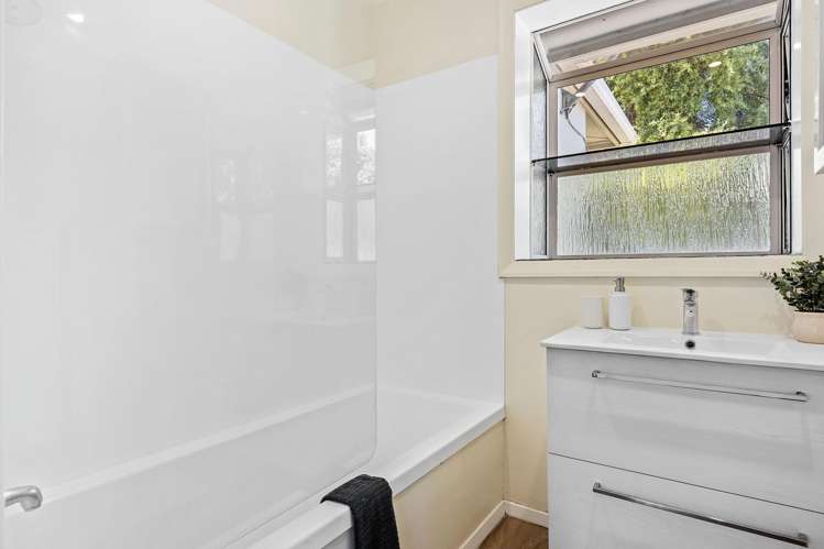 153 Harewood Road Papanui_13