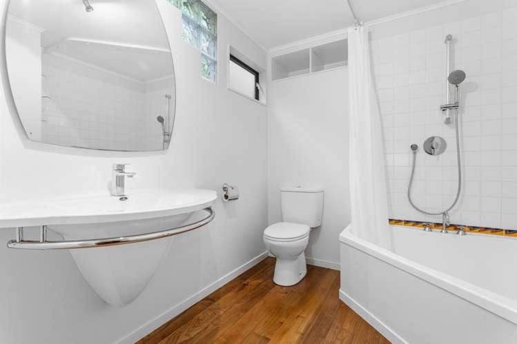 56 West End Road_5
