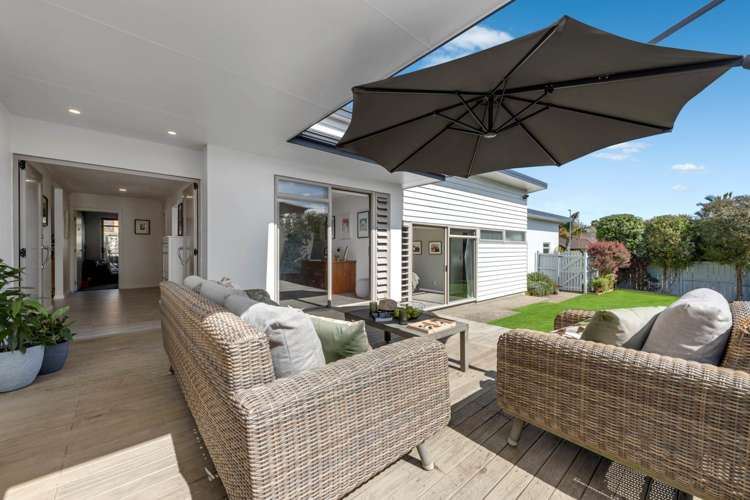 41 Intrepid Crescent Beachlands_5