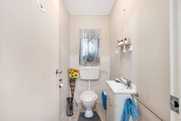 151 Naylors Drive Mangere_7