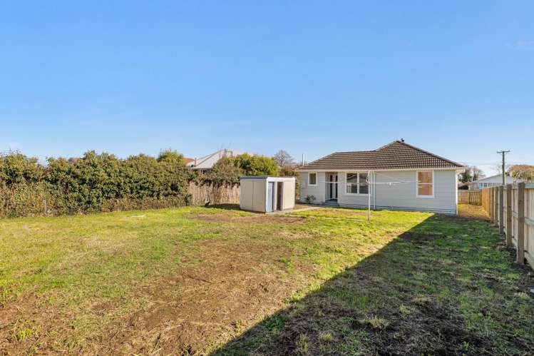 32 Uxbridge Street Redwood_13