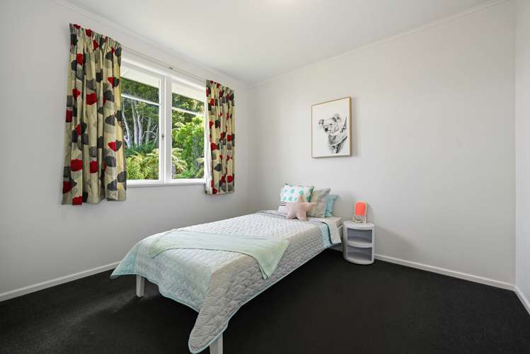 2/17 Greta Street Glenview_10