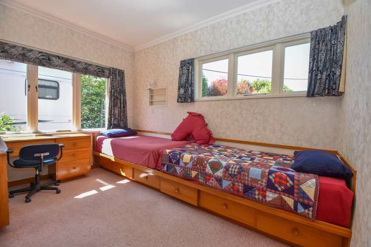 258 High Street North Carterton_12