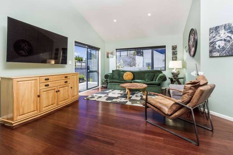 2/982 East Coast Road Northcross_5