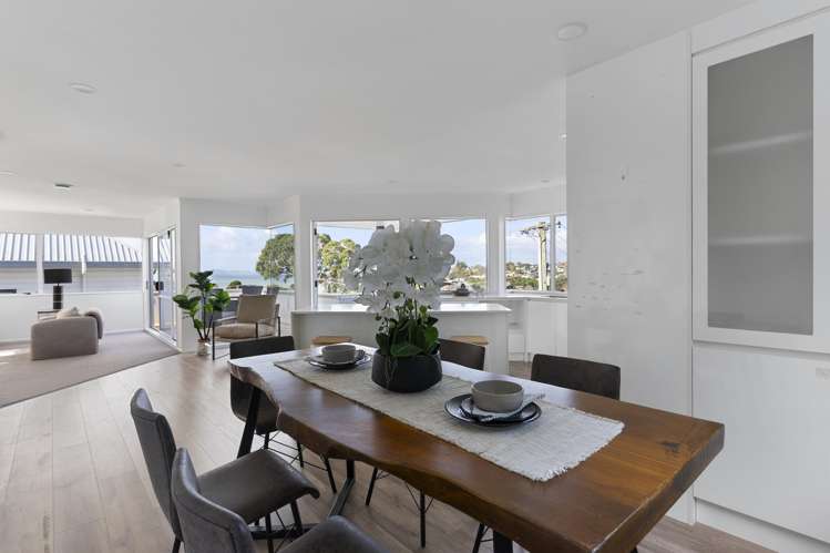 2/9 Colmar Road Mellons Bay_17