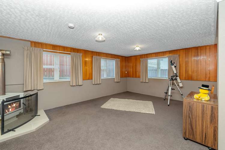 6 Fowey Avenue Te Atatu South_14