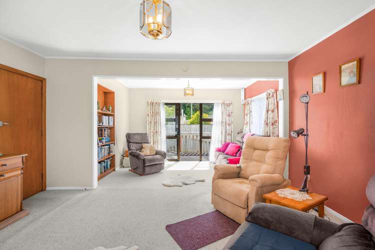 178 Wellington Road Wainuiomata_3