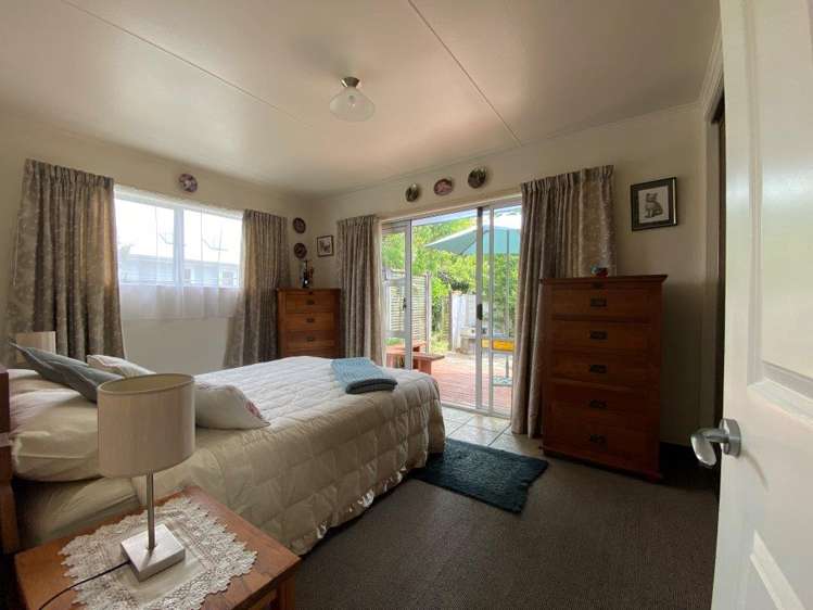 2 Sunbelt Crescent Takaka_8