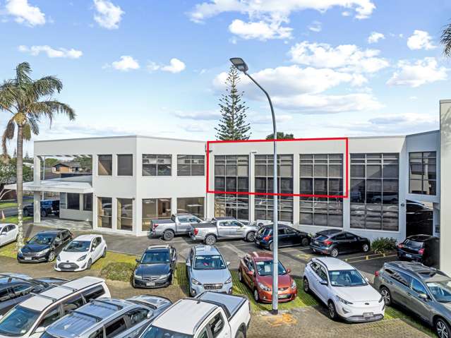 D/19 Tamariki Avenue Orewa_1