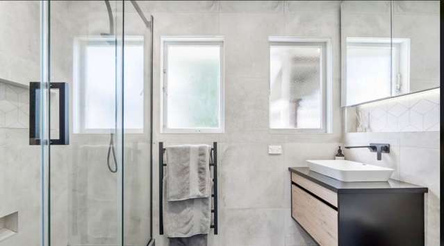 35 & 37 Megan Avenue Pakuranga Heights_1