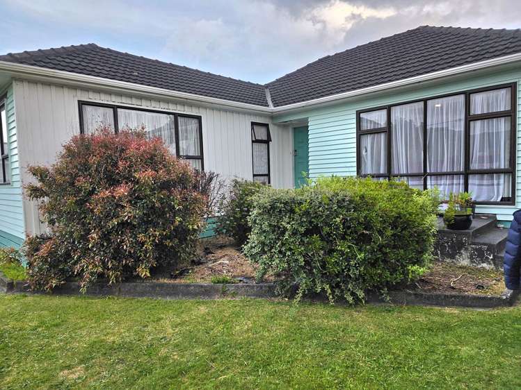 27 Wainuiomata Road Wainuiomata_1
