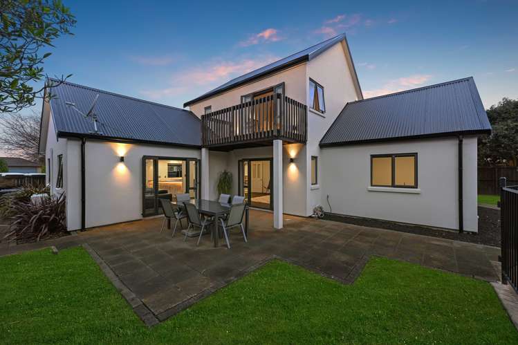 15 Blairgowrie Place Rototuna North_20