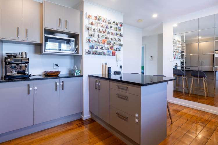 23 Ropata Avenue Point England_6